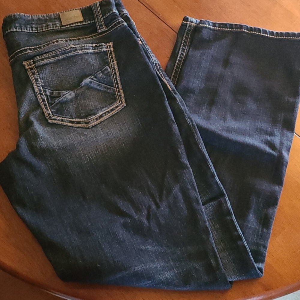 Boot cut jeans
